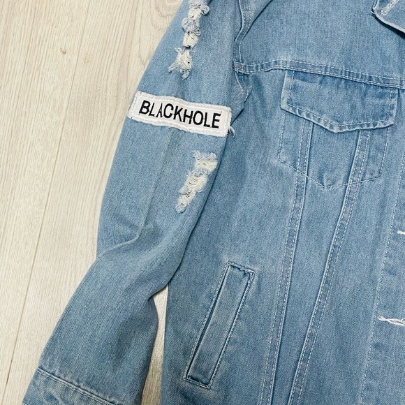 Aieryiyi Distressee Denim Jacket with Patches - Picture 6 of 8